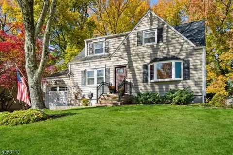 51 Beech Ave, Fanwood, NJ 07023