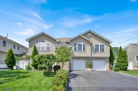 738 Woodland Ave, Kenilworth, NJ 07033