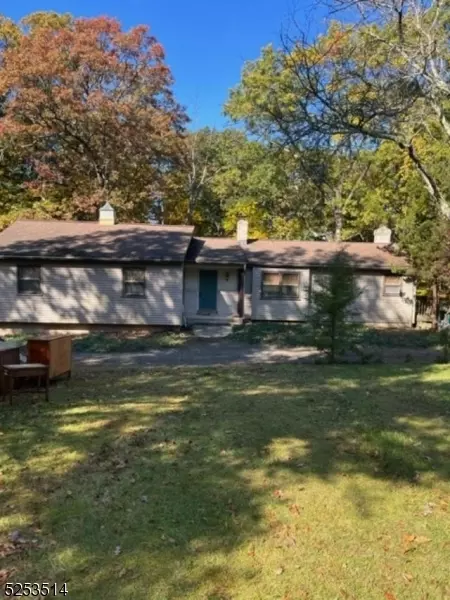 81 Kiva Pl, Somerville, NJ 08876