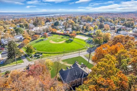 945 Wootton St, Boonton, NJ 07005