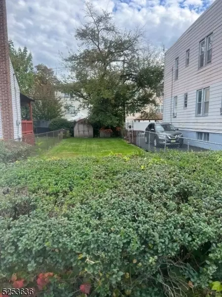 446 Halsted St, East Orange City, NJ 07018