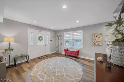 26 Grand St, Wayne, NJ 07470 photo 7