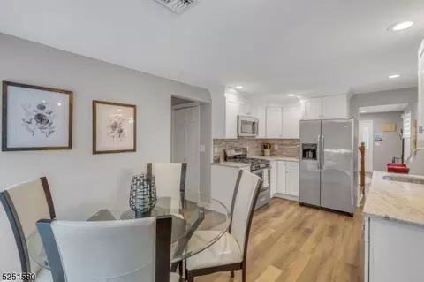 26 Grand St, Wayne, NJ 07470 photo 11