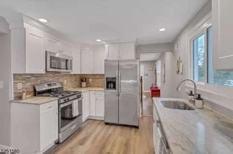26 Grand St, Wayne, NJ 07470 photo 12