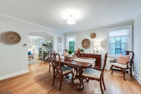 22 Sunset Dr, Millburn, NJ 07041 photo 10