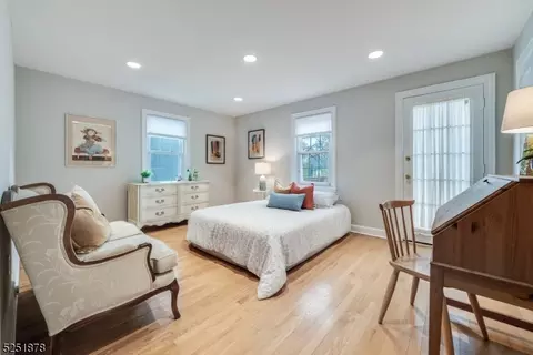 22 Sunset Dr, Millburn, NJ 07041 photo 17