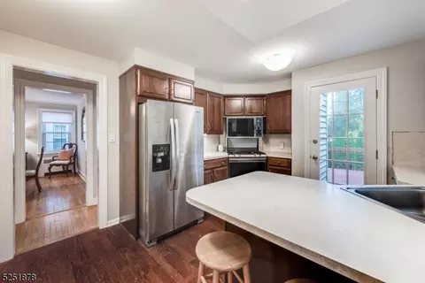 22 Sunset Dr, Millburn, NJ 07041 photo 13
