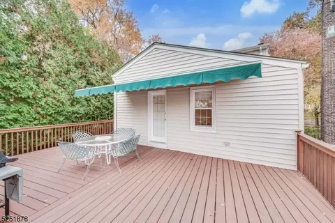 22 Sunset Dr, Millburn, NJ 07041 photo 32
