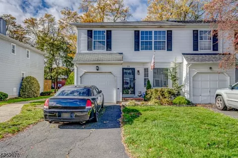 23 Sycamore Rd, Middlesex, NJ 08846