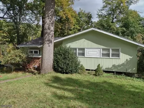 17 Dellwood Ave, Morristown, NJ 07960