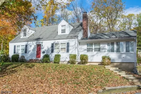 49 Sylvan Dr, Morris Plains, NJ 07950