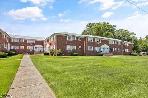 55 Gramercy Gdns # B, Middlesex, NJ 08846