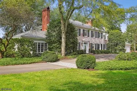 21 Featherbed Ln, Harding Twp, NJ 07976