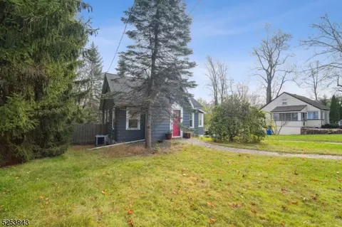110 Reinman Rd, Warren, NJ 07059