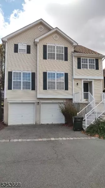 57 Sowers Dr, Hackettstown, NJ 07840