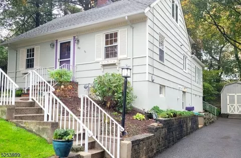 30 Ridgedale Ave, Summit, NJ 07901