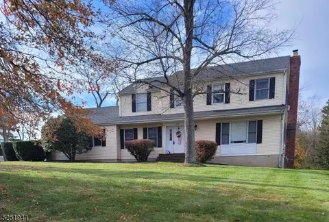 1236 Orchard Dr, Hillsborough, NJ 08844
