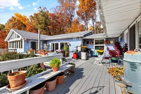 12 Bingham Ln, Blairstown, NJ 07825
