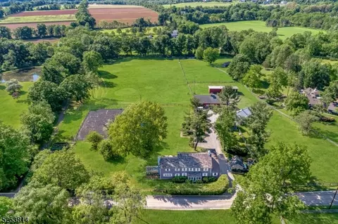 42 Turtleback Rd, Califon, NJ 07830