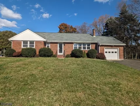 42 Cedar Grove Rd, Somerville, NJ 08876