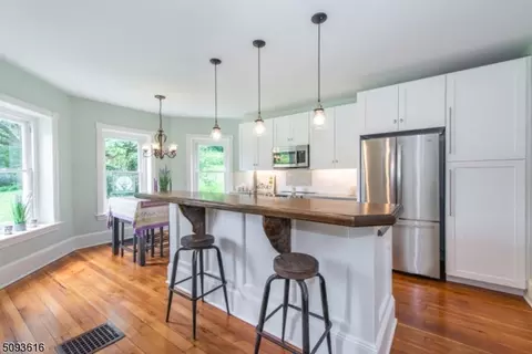 77 Route627, Pohatcong Twp, NJ 08865
