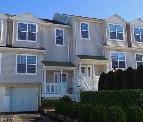 49 Lakeview Ter, Sussex, NJ 07461