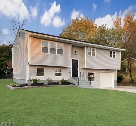 609 David St, Westampton, NJ 08060