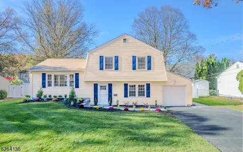 937 Grissom Ave, North Brunswick Twp, NJ 08902