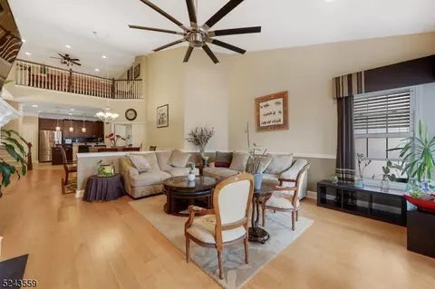 4301 Harcourt Rd, Clifton, NJ 07013