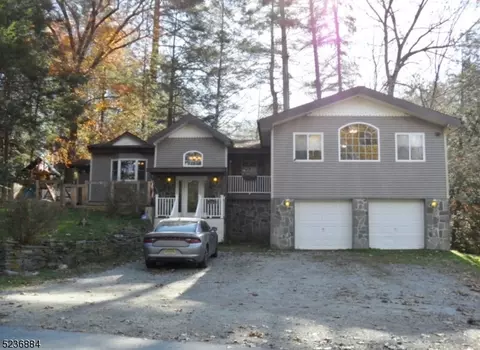 345 Rolling Rdg, Montague, NJ 07827