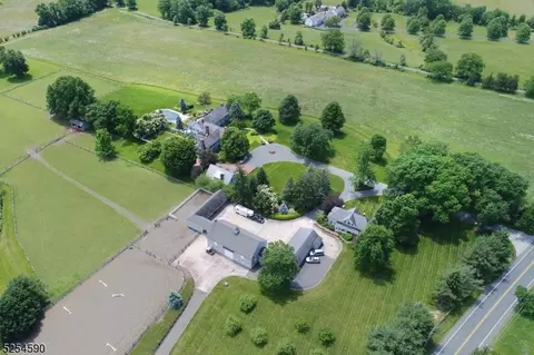 650 Pottersville Rd, Far Hills, NJ 07931