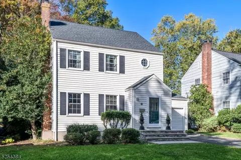 30 Tallmadge Ave, Chatham, NJ 07928