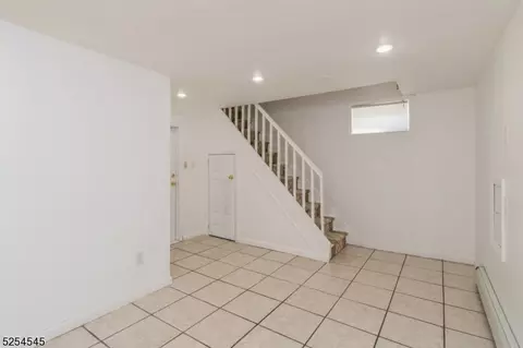 2 Green Tree Ln, Dover, NJ 07801 photo 19