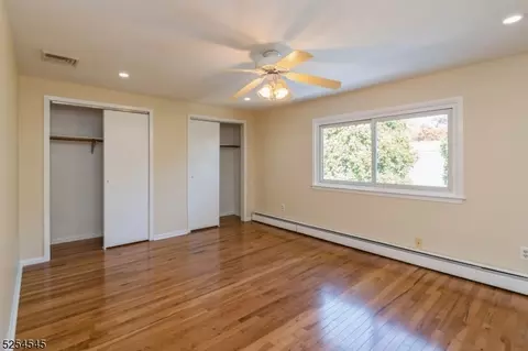 2 Green Tree Ln, Dover, NJ 07801 photo 13