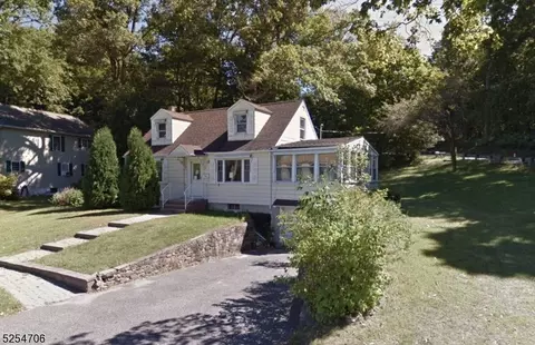 504 Main St, Landing, NJ 07850