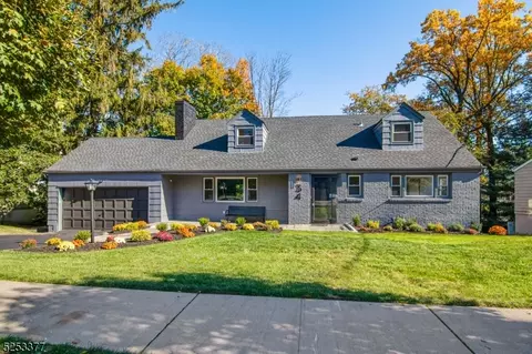 34 Belgrade Ter, West Orange, NJ 07052
