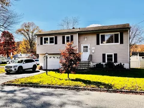 45 Garfield Rd, Parsippany-troy Hills Twp, NJ 07054
