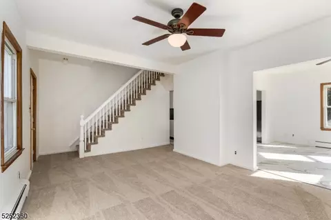 894 Ringwood Ave, Wanaque Boro, NJ 07420 photo 6