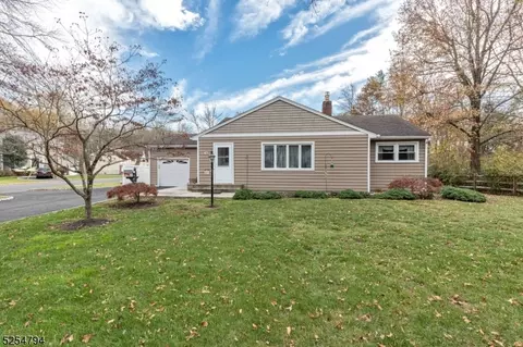 47 Hamilton Ave, Berkeley Heights, NJ 07922