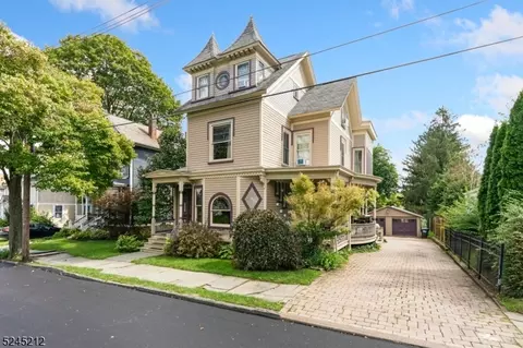 307 Church St, Hackettstown, NJ 07840