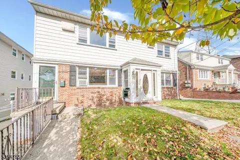 34 Jannarone St, Belleville, NJ 07109
