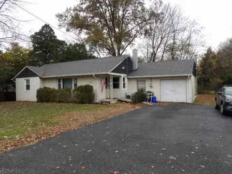 150 Comly Rd, Lincoln Park, NJ 07035