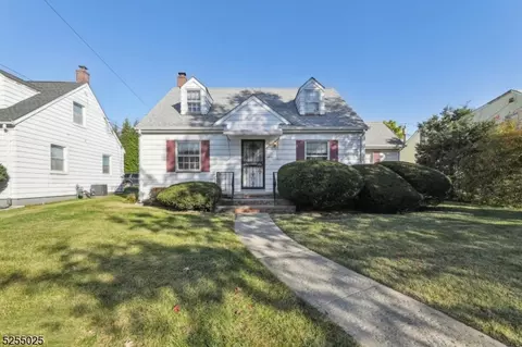 1823 Vauxhall Rd, Union, NJ 07083