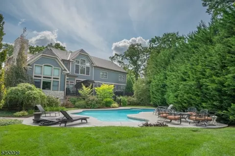 2 Birch Pl, Montville Twp, NJ 07058 photo 38