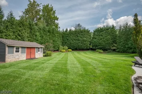 2 Birch Pl, Montville Twp, NJ 07058 photo 40