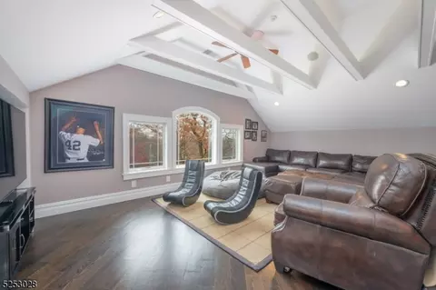 2 Birch Pl, Montville Twp, NJ 07058 photo 32