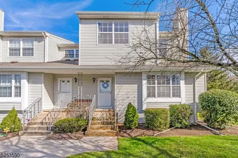199 Driscoll Ct, Somerset, NJ 08873