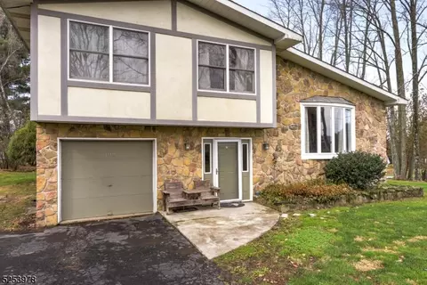 108 Holland Rd, Wantage, NJ 07461