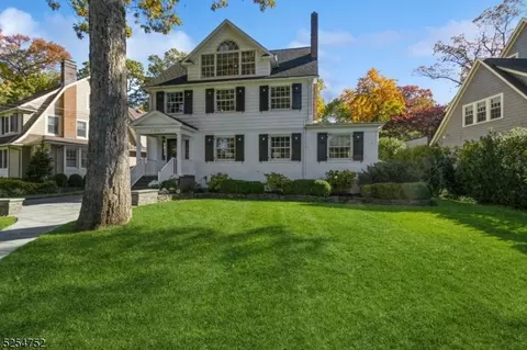 244 Sylvania Pl, Westfield, NJ 07090