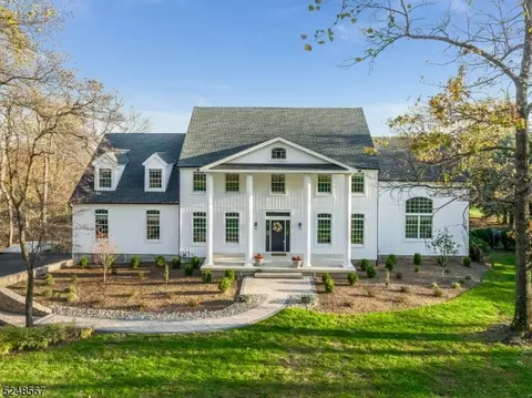 41 Rustic Trl, Flemington, NJ 08822